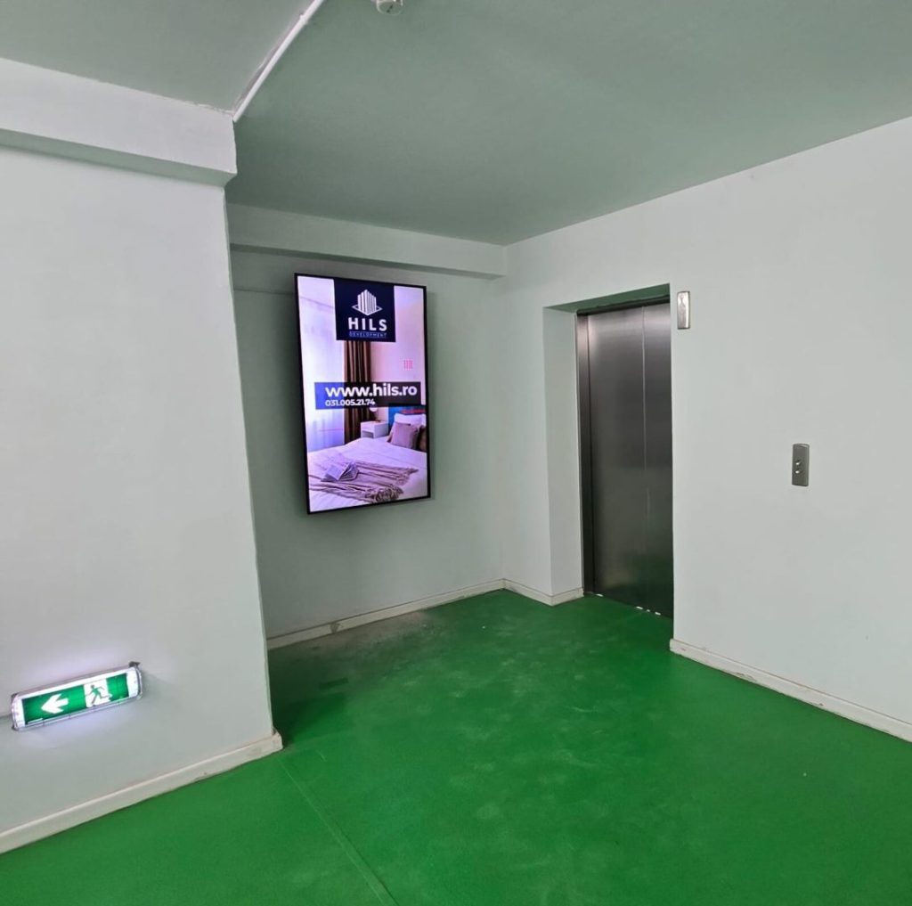 Reteaua-Digitala-Indoor-DOOH-Olimpia-Parking-etaj-1-8211-Parcare-Aeroportul-Otopeni-1