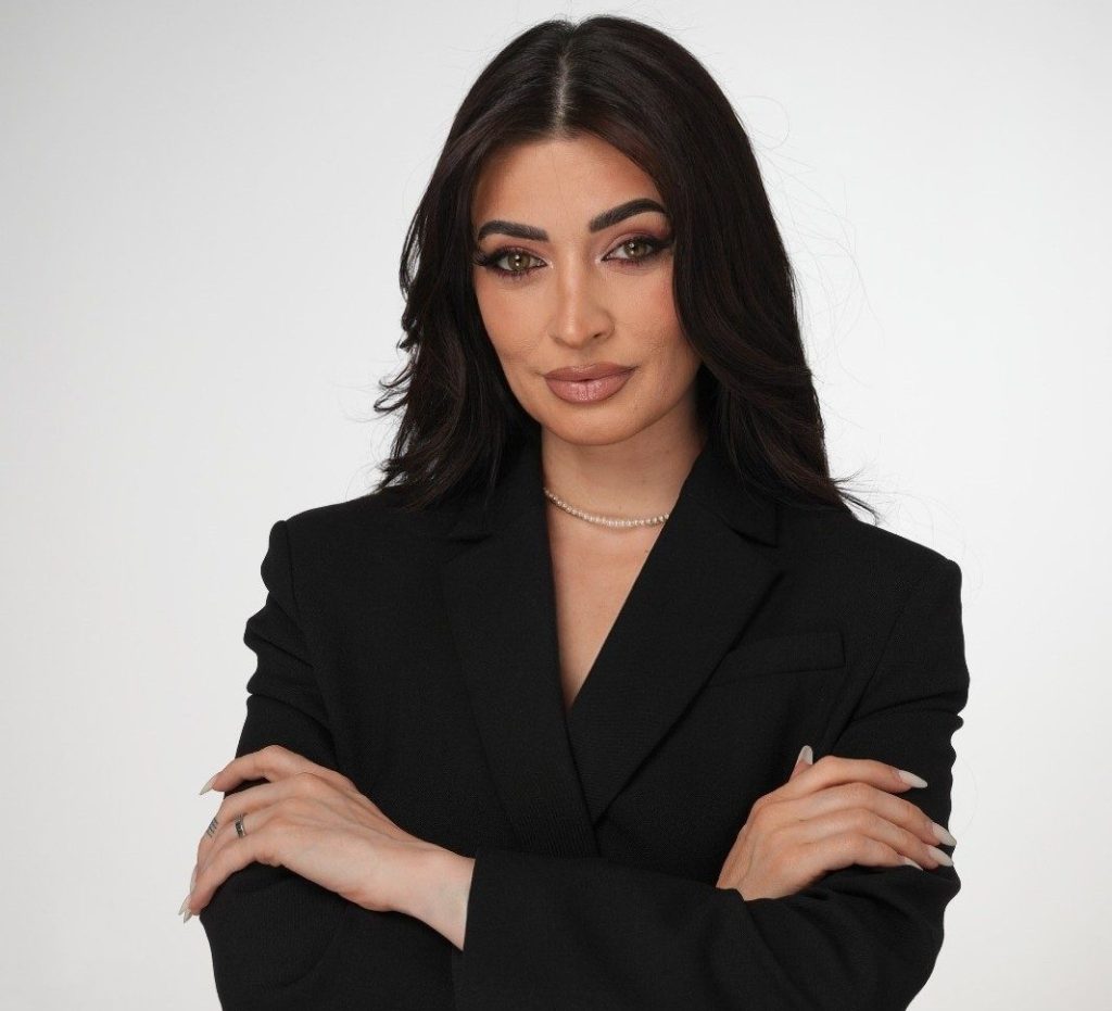 Manuela Halasag, REMAX Klass, îți propune apartamente decomandate ideale pentru familii