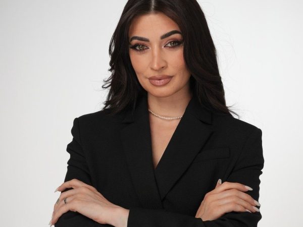 Manuela Halasag, REMAX Klass, îți propune apartamente decomandate ideale pentru familii